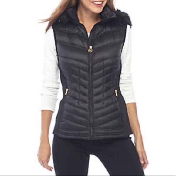 MICHAEL Michael Kors Jackets & Blazers - SOLD‼️‼️‼️MK Puffer vest with fur hood